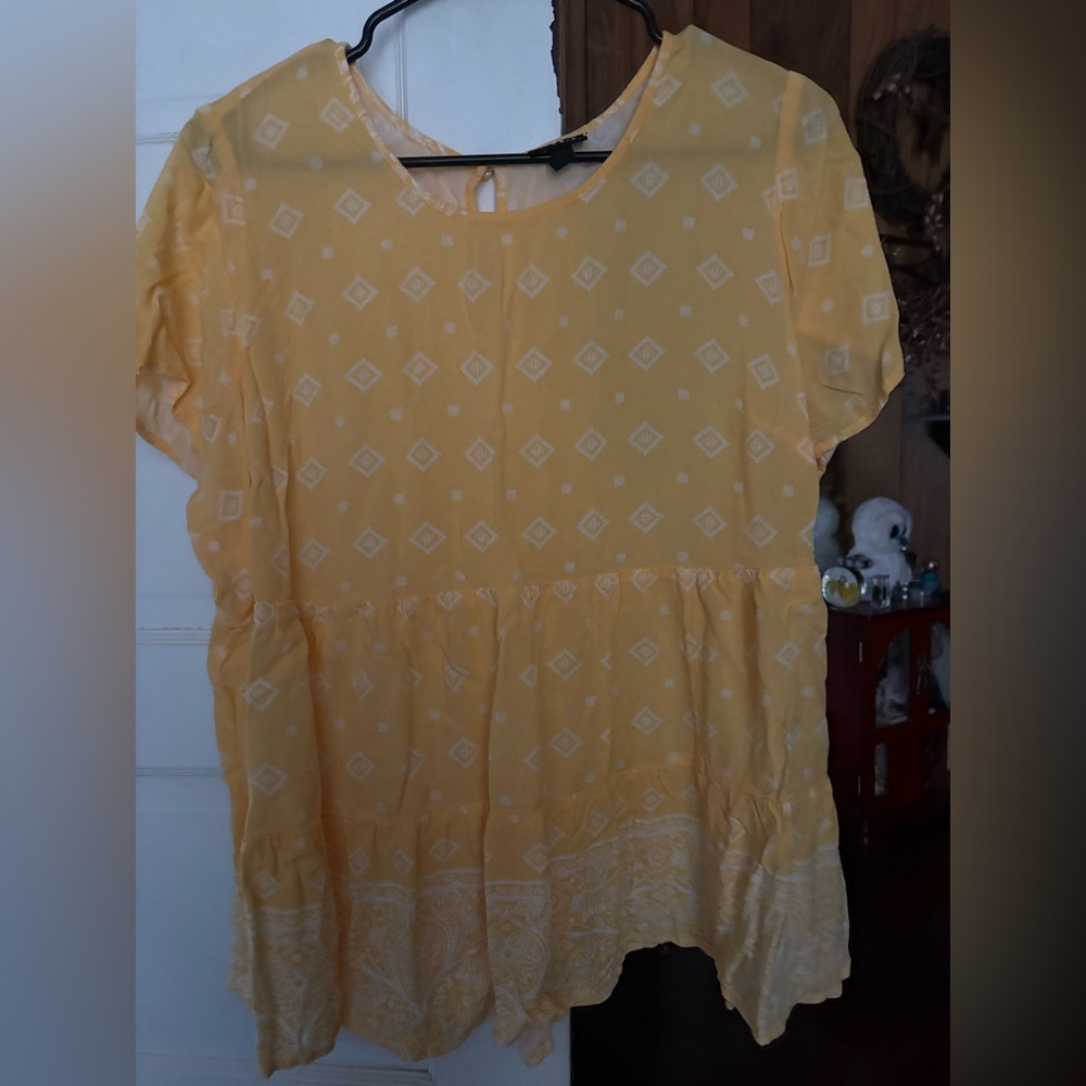 Torrid Mustard Diamond Print Blouse